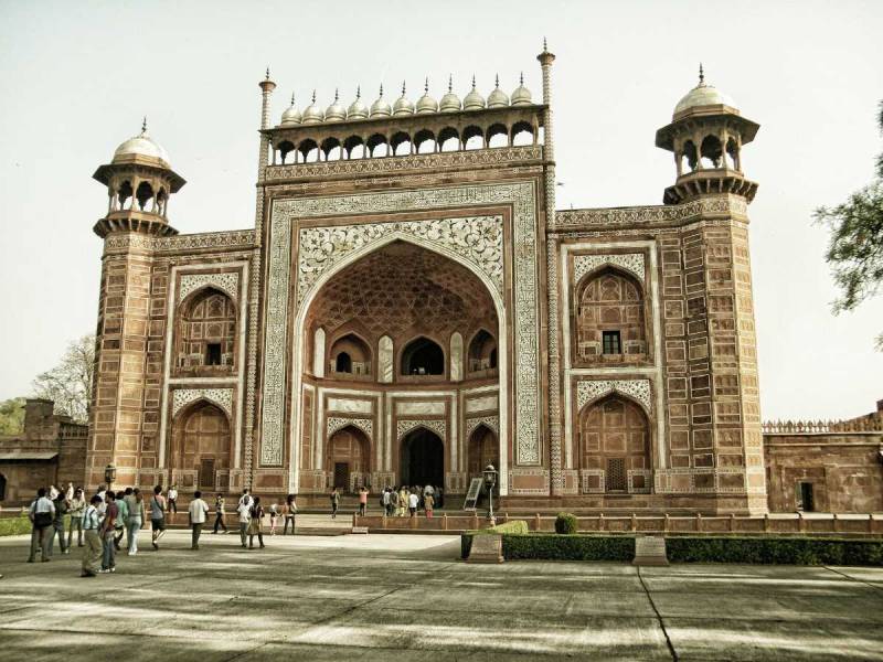 10 Nights Uttar Pradesh Tour Package From Delhi