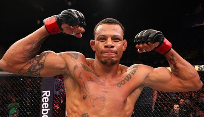 Alex Oliveira